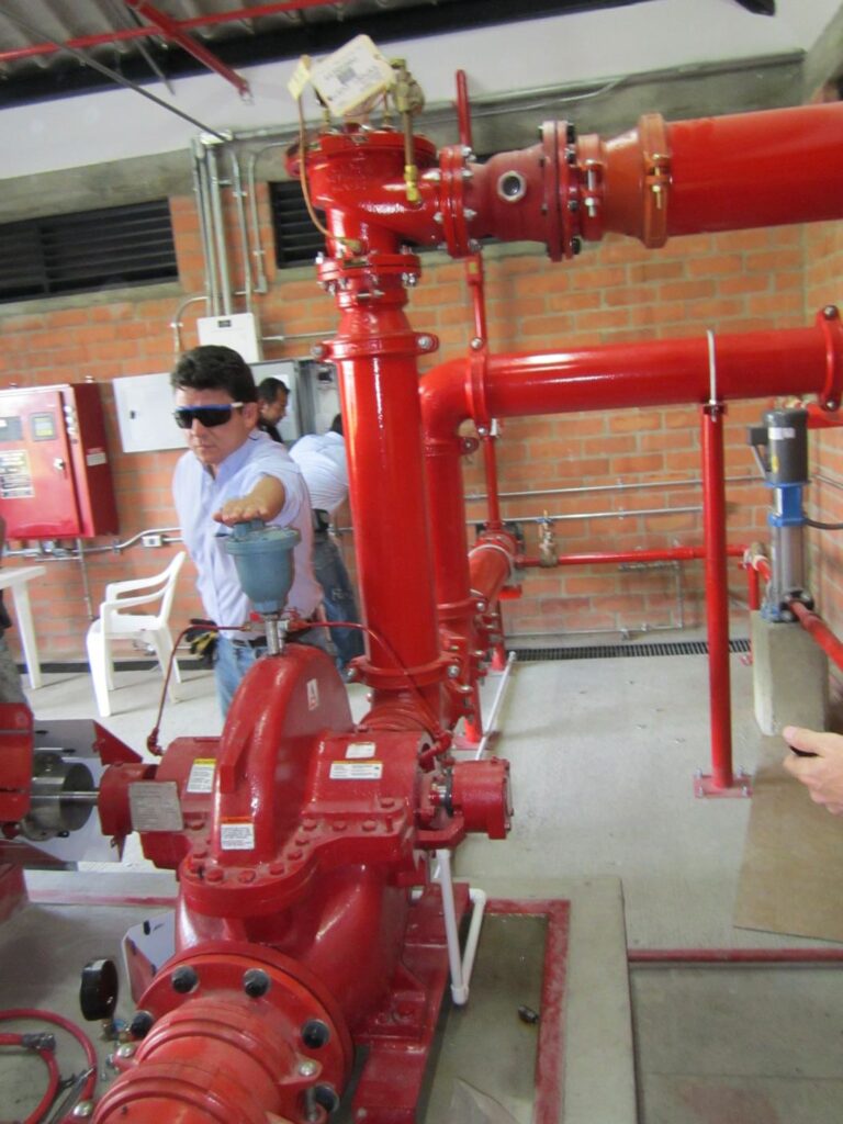 Equipo contra incendio para planta cartonera — INGESCOL Ltda.