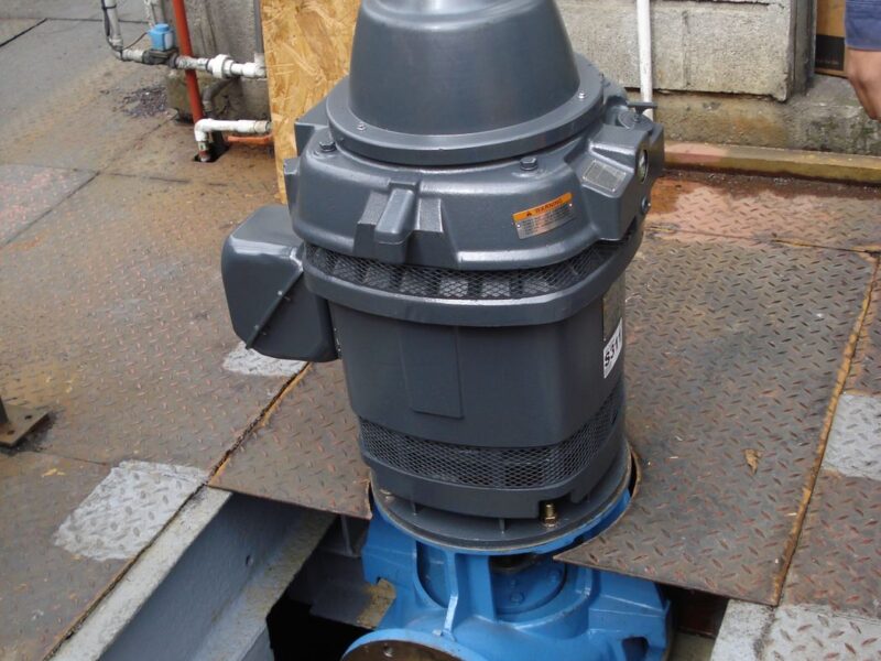 Turbina vertical para producción de vidrio — Peldar